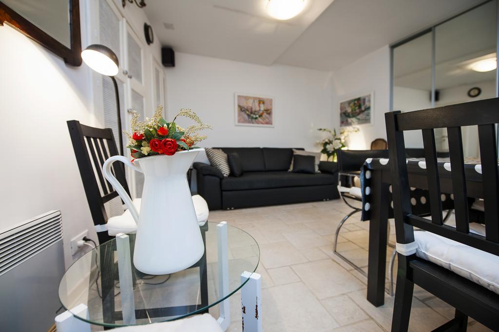 Apartment Art Ρόβινι Δωμάτιο φωτογραφία